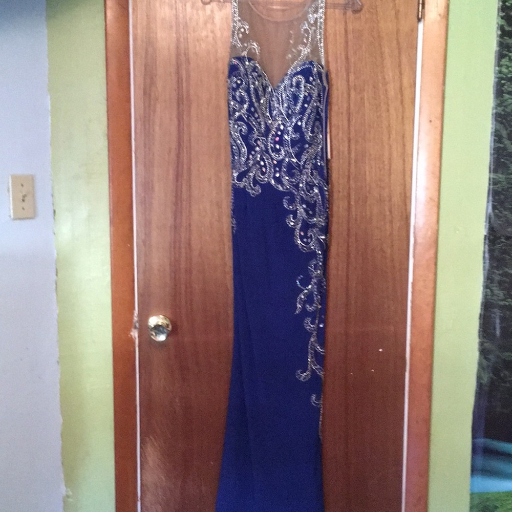 PROM DRESS, ARIA. beautiful blue sparkle prom dress